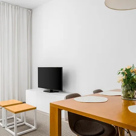 Aparthotel Del Pintor Màlaga