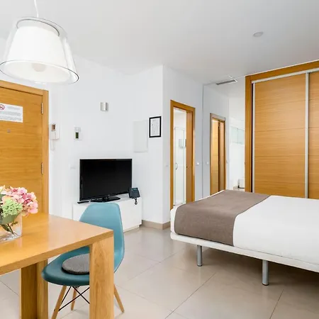 Del Pintor Aparthotel Màlaga
